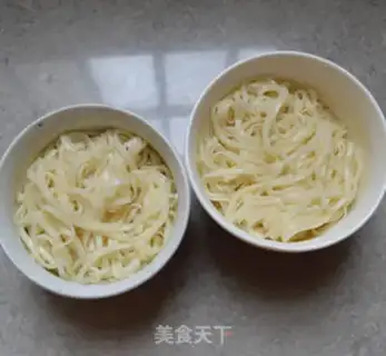 Make Tomato potato sauce noodles step 7