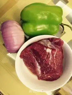 Make Sweet onion peppers for beef step 0