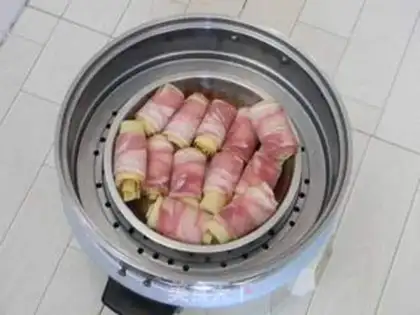Make Bacon rolls step 4
