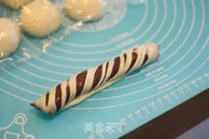 Make Bean sand round bread step 7
