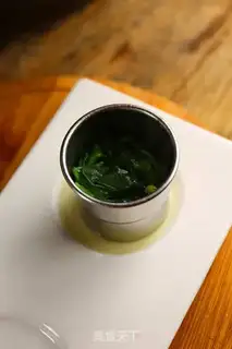 Make The shrimp spinach tower step 2