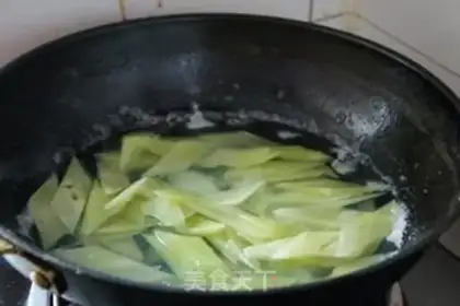 Make Bacon fried meat step 2