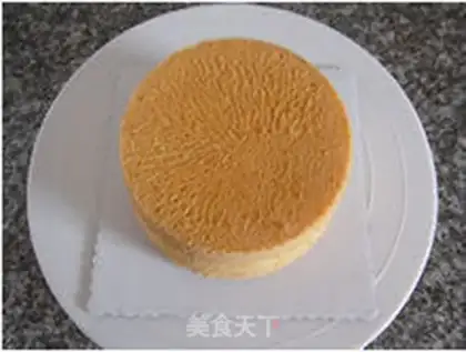 Make kitty cat birthday cake step 15