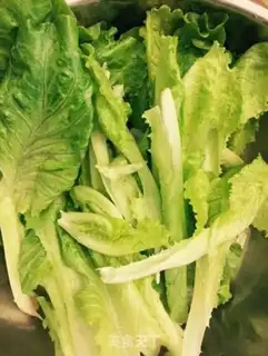 Make Garlic lettuce step 0