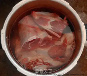 Make Beef sauce step 0