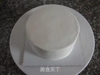 Make kitty cat birthday cake step 25