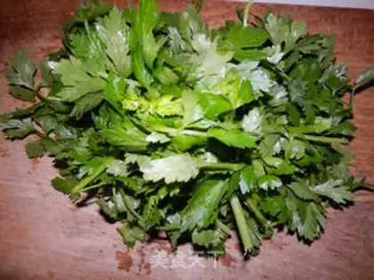 Make Celery leaves step 0