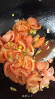 Make Tomato fried eggs step 5