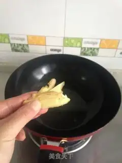 Make Fresh fish spinach soup step 1