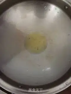 Make Five flowers and a few flowers step 2