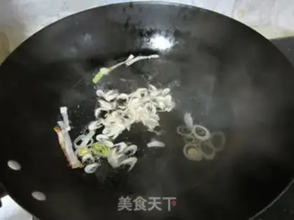 Make Shrimp-skin veggie egg soup step 2