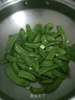 Make Garlic Dutch beans step 6