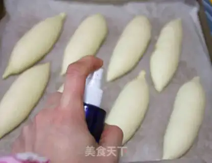 Make Natural fermented garlic soft bread step 15