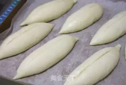 Make Natural fermented garlic soft bread step 16