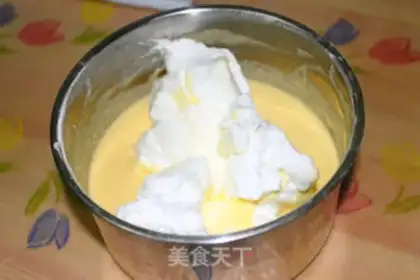 Make Yogurt cake step 7