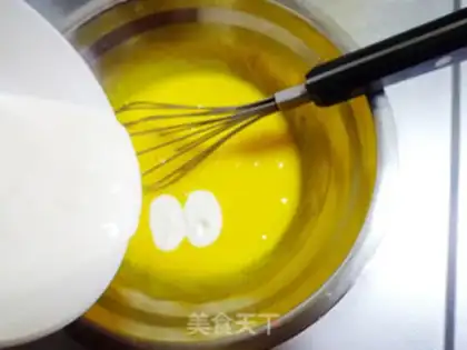 Make Yogurt kipper cake step 4