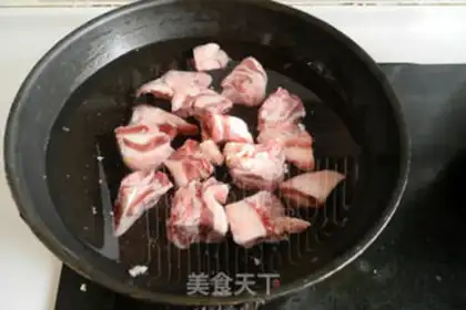 Make Porridges, dates, lamb chops step 2