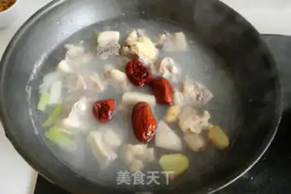 Make Porridges, dates, lamb chops step 5