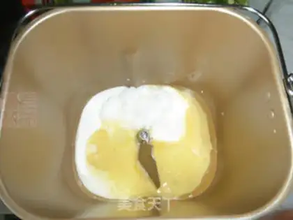 Make Sour cream bottom bread step 0