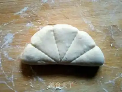 Make A leaf clip step 6
