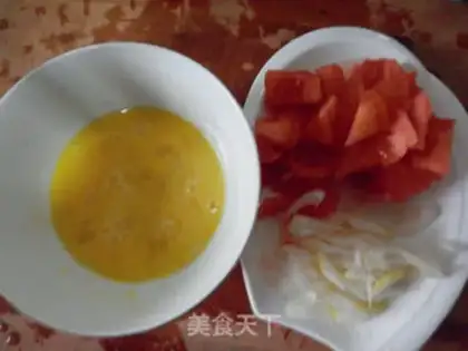Make Tomato eggs for noodles step 3