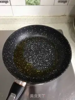 Make Fried eggs step 5