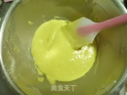 Make Rainbow cake step 5