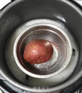 Make Potato buns step 0