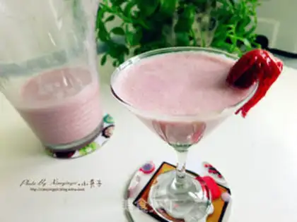 Make Strawberry milk step 7