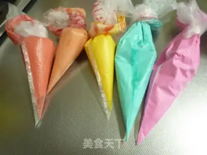 Make Rainbow cake step 22
