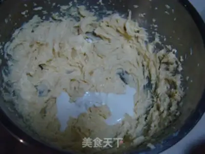 Make Chocolate cake with fresh fruit step 4