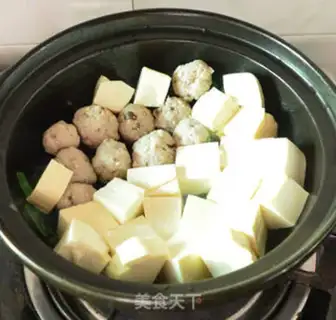 Make Tofu with mushroom meatballs step 3