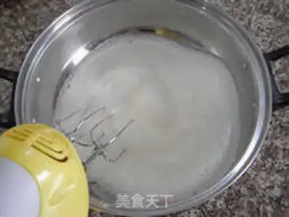 Make Strawberry roll step 6