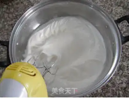Make Strawberry roll step 7