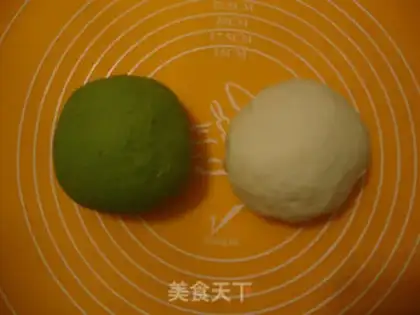 Make Green dumplings step 1
