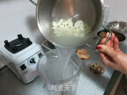 Make Slipper walnuts step 6