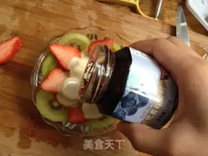 Make Banana strawberry yogurt step 6