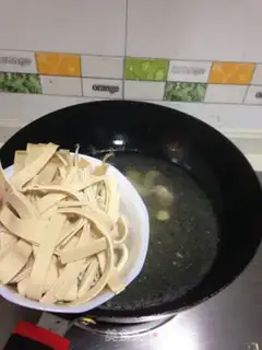 Make Soy-fish chow step 4