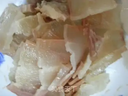 Make The real Sichuan meat returns to the garlic seed step 1