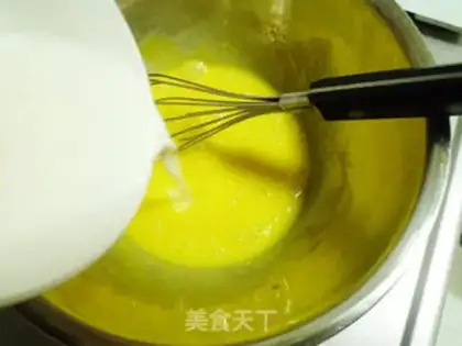 Make Subsea World scene cake step 1