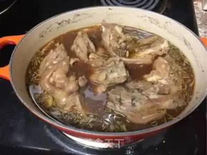 Make Secret roasted pig hoof step 3