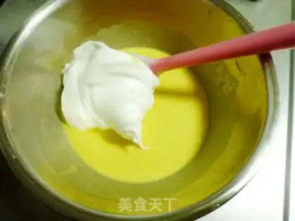 Make Subsea World scene cake step 12