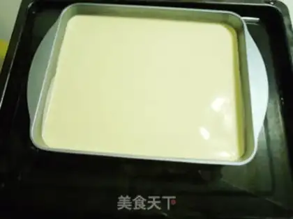 Make Subsea World scene cake step 16