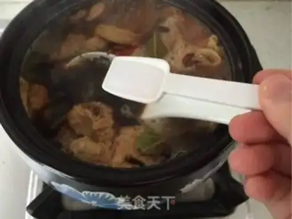 Make Five halogen chicken rolls step 12