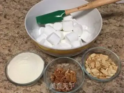 Make Cow Rolling Sugar step 0
