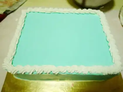 Make Subsea World scene cake step 29