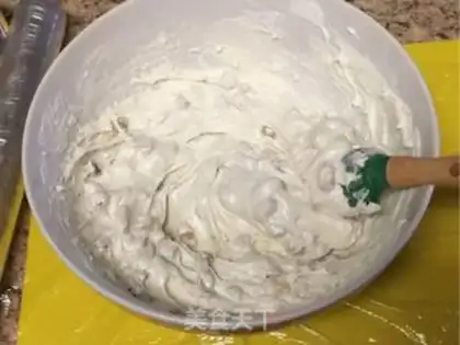 Make Cow Rolling Sugar step 5