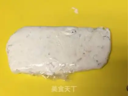 Make Cow Rolling Sugar step 6