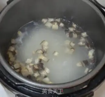 Make Porridge of mushrooms step 3