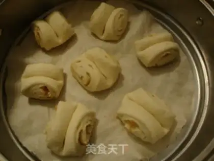 Make Meat pine rolls step 9